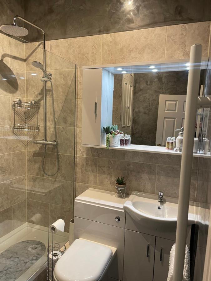 Courtyard Holiday Apartments Belper Extérieur photo