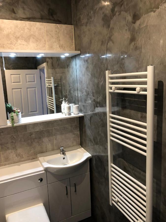 Courtyard Holiday Apartments Belper Extérieur photo