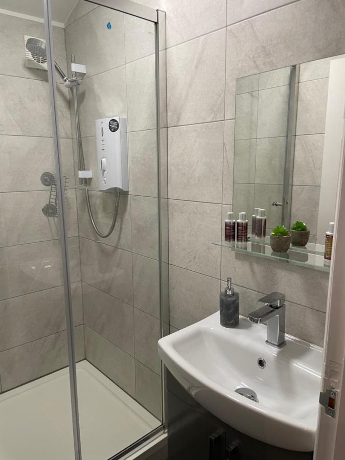 Courtyard Holiday Apartments Belper Extérieur photo